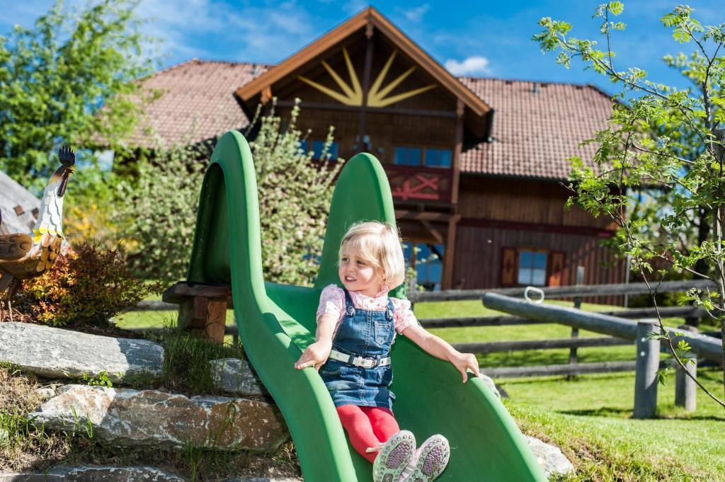 Familien-Appartements Oerglwirt'S Gut Mariapfarr Buitenkant foto