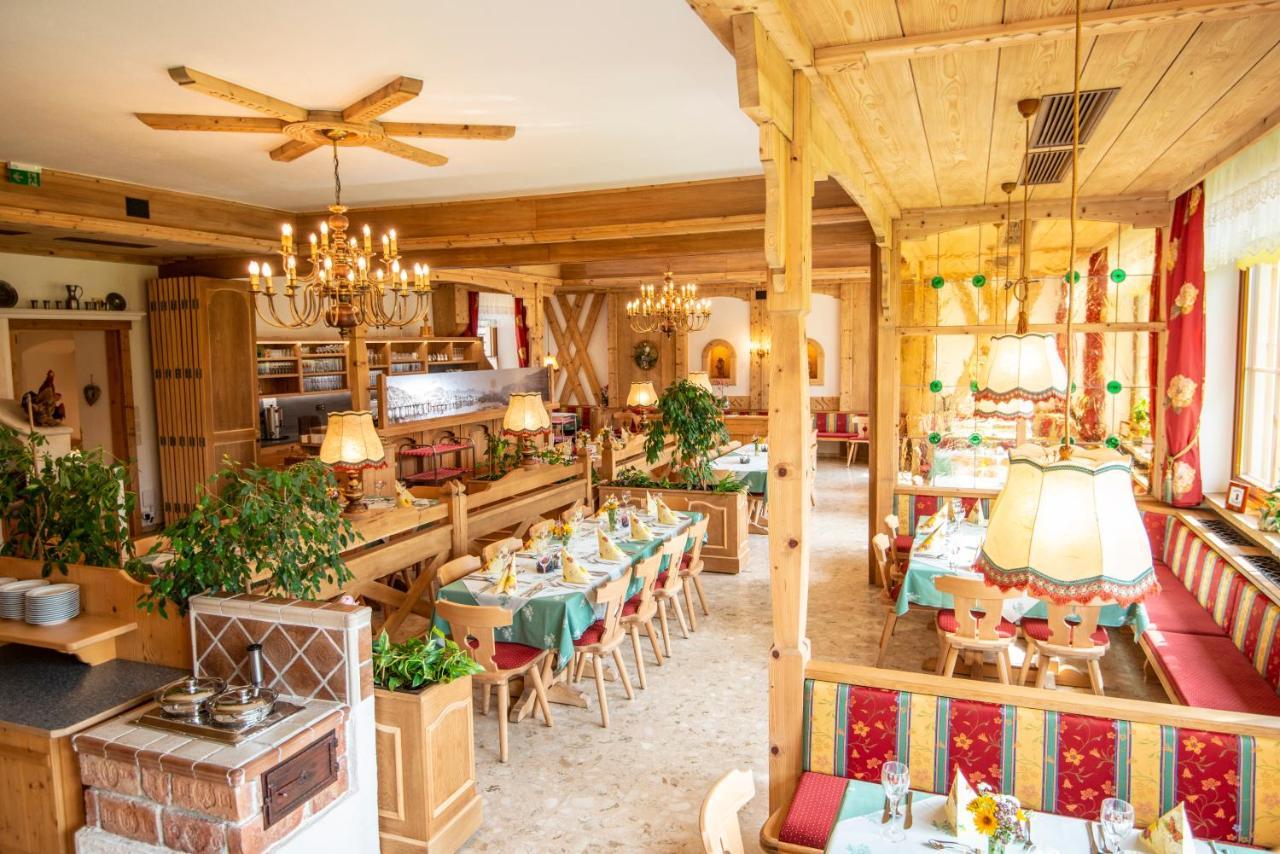 Familien-Appartements Oerglwirt'S Gut Mariapfarr Buitenkant foto